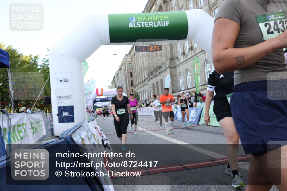 07.09.2025 - BARMER Alsterlauf Strokosch-Dieckow http://msf.ph/oto/8724417 07.09.2025 10:13:23 Ziel 2041, 2432, 2560, 2649, 3182, 3353, 3486, 3580, 3640, 4571, 4572, 4789, 4852, 5919, 8357 meine-sportfotos.de