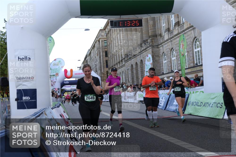 07.09.2025 - BARMER Alsterlauf Strokosch-Dieckow http://msf.ph/oto/8724418 07.09.2025 10:13:24 Ziel 2007, 2041, 2049, 2560, 2649, 2707, 3182, 3353, 3580, 3640, 4397, 4571, 4572, 4789, 5919 meine-sportfotos.de