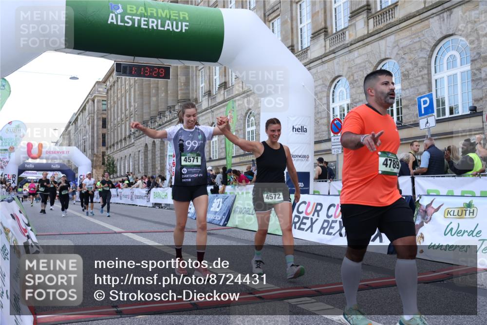 07.09.2025 - BARMER Alsterlauf Strokosch-Dieckow http://msf.ph/oto/8724431 07.09.2025 10:13:27 Ziel 2007, 2049, 2080, 2560, 2707, 3353, 3640, 4397, 4462, 4571, 4572, 4577, 4789 meine-sportfotos.de