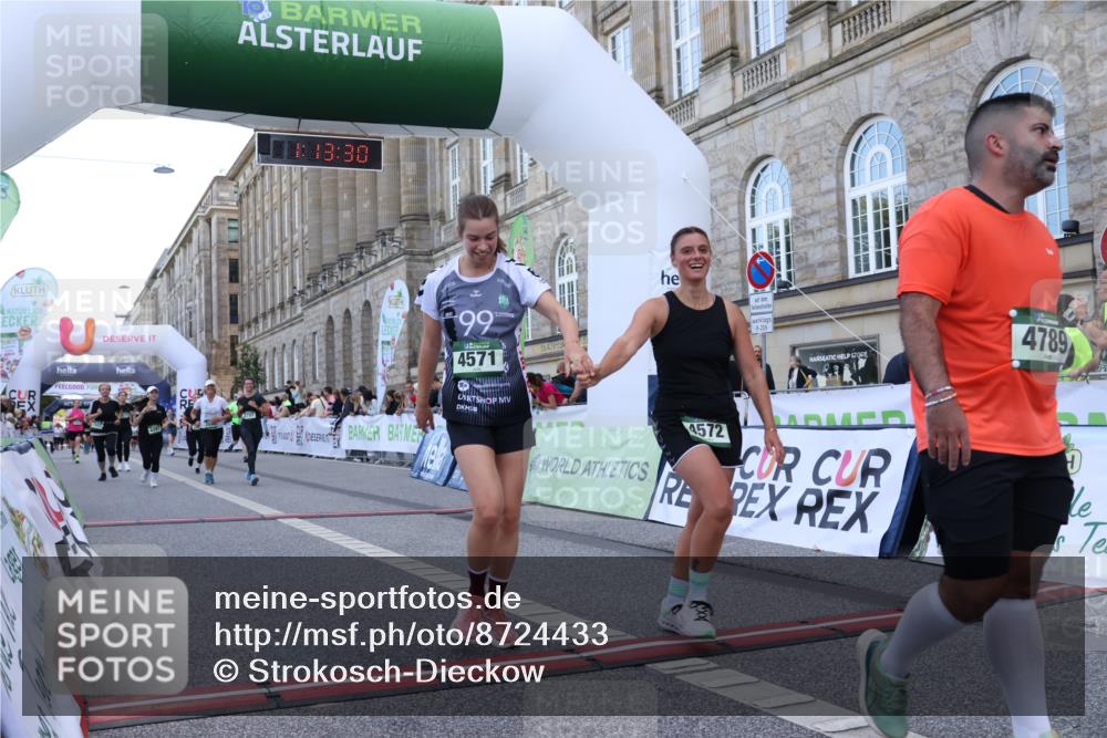 07.09.2025 - BARMER Alsterlauf Strokosch-Dieckow http://msf.ph/oto/8724433 07.09.2025 10:13:28 Ziel 2007, 2049, 2077, 2080, 2560, 2707, 3125, 3353, 3640, 4397, 4462, 4571, 4572, 4577, 4789 meine-sportfotos.de