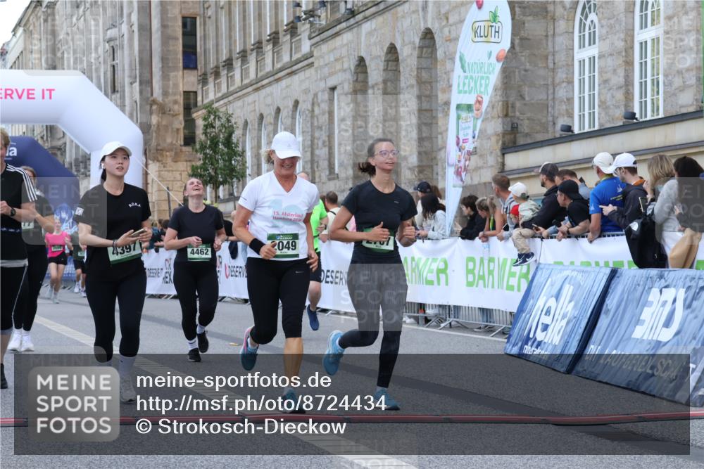 07.09.2025 - BARMER Alsterlauf Strokosch-Dieckow http://msf.ph/oto/8724434 07.09.2025 10:13:30 Ziel 2007, 2049, 2077, 2080, 2707, 3125, 4397, 4462, 4571, 4572, 4577, 4950, 6050 meine-sportfotos.de