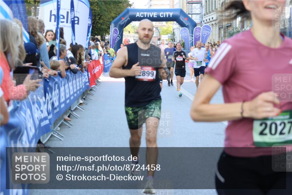 07.09.2025 - BARMER Alsterlauf Strokosch-Dieckow http://msf.ph/oto/8724458 07.09.2025 09:49:19 Ziel 2147, 2164, 2881, 4363, 4637, 5067, 5187, 5784, 5823, 5825, 5870, 8092, 8311, 8312, 8432 meine-sportfotos.de