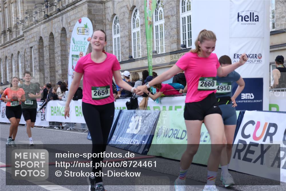 07.09.2025 - BARMER Alsterlauf Strokosch-Dieckow http://msf.ph/oto/8724461 07.09.2025 10:13:39 Ziel 2077, 2289, 2659, 2660, 3012, 3013, 3125, 3217, 4686, 4950, 5386, 5974, 5975, 6050 meine-sportfotos.de