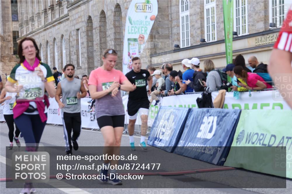 07.09.2025 - BARMER Alsterlauf Strokosch-Dieckow http://msf.ph/oto/8724477 07.09.2025 10:13:46 Ziel 2289, 2323, 2550, 3012, 3013, 3161, 3162, 3217, 3409, 3487, 3761, 3863, 4220, 4398, 4686, 5386, 5731, 5803, 8048 meine-sportfotos.de