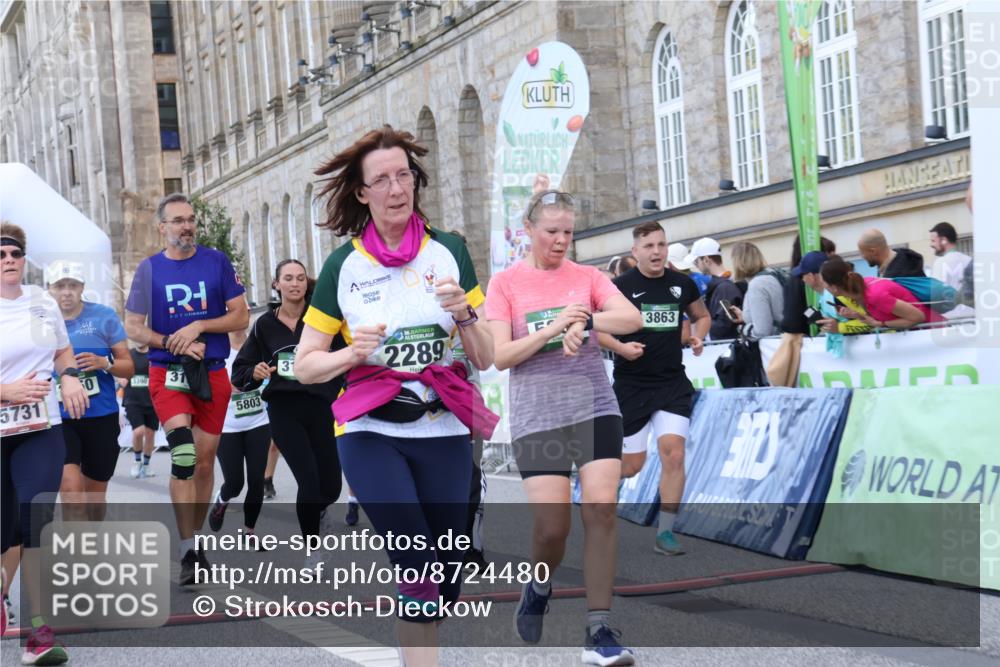07.09.2025 - BARMER Alsterlauf Strokosch-Dieckow http://msf.ph/oto/8724480 07.09.2025 10:13:47 Ziel 2289, 2323, 2550, 3161, 3162, 3217, 3409, 3487, 3761, 3863, 4220, 4398, 4686, 5386, 5731, 5803, 8048 meine-sportfotos.de