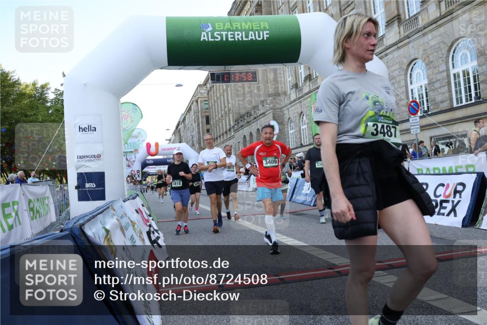 07.09.2025 - BARMER Alsterlauf Strokosch-Dieckow http://msf.ph/oto/8724508 07.09.2025 10:13:56 Ziel 2323, 3257, 3390, 3409, 3487, 3513, 3769, 3799, 3895, 4075, 5040, 5041, 5817, 5818, 6053, 8002 meine-sportfotos.de
