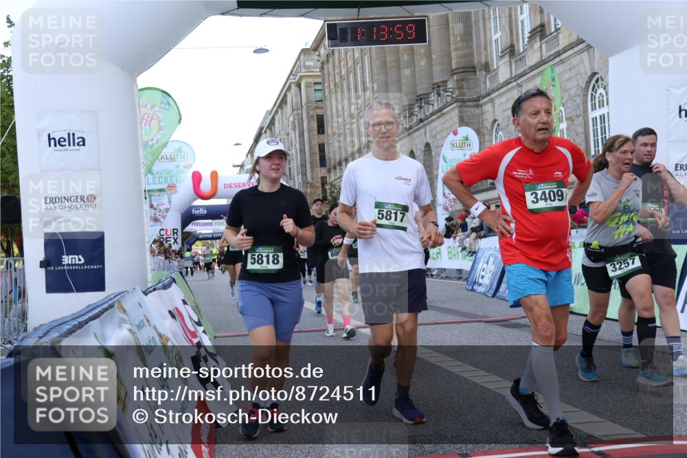 07.09.2025 - BARMER Alsterlauf Strokosch-Dieckow http://msf.ph/oto/8724511 07.09.2025 10:13:57 Ziel 2295, 2323, 3257, 3390, 3409, 3513, 3769, 3799, 3895, 4075, 5040, 5041, 5145, 5721, 5817, 5818, 6037, 6053, 8002 meine-sportfotos.de