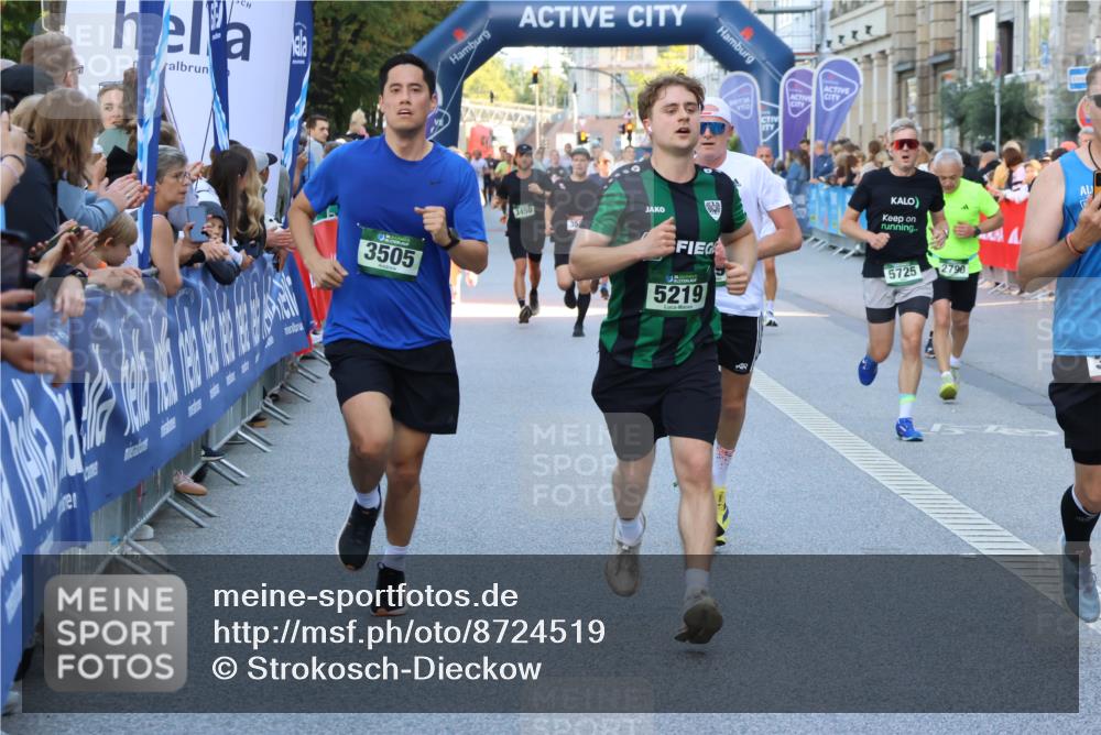 07.09.2025 - BARMER Alsterlauf Strokosch-Dieckow http://msf.ph/oto/8724519 07.09.2025 09:49:08 Ziel 2854, 2855, 3120, 3204, 3449, 3565, 3694, 4204, 4363, 4797, 5067, 5338, 5474, 5820, 5825, 5881, 6233, 8312, 8421, 8432 meine-sportfotos.de