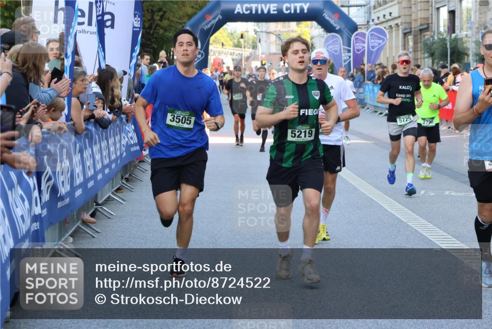 07.09.2025 - BARMER Alsterlauf Strokosch-Dieckow http://msf.ph/oto/8724522 07.09.2025 09:49:08 Ziel 2854, 2855, 3120, 3204, 3449, 3565, 3694, 4204, 4363, 4797, 5067, 5338, 5474, 5820, 5825, 5881, 6233, 8312, 8421, 8432 meine-sportfotos.de