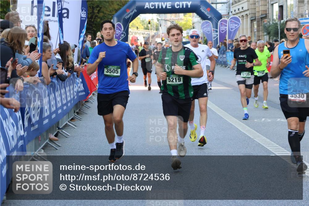 07.09.2025 - BARMER Alsterlauf Strokosch-Dieckow http://msf.ph/oto/8724536 07.09.2025 09:49:07 Ziel 2854, 2855, 3120, 3204, 3449, 3565, 3694, 4204, 4363, 4797, 5067, 5338, 5474, 5820, 5825, 5881, 6233, 6328, 8421, 8432 meine-sportfotos.de