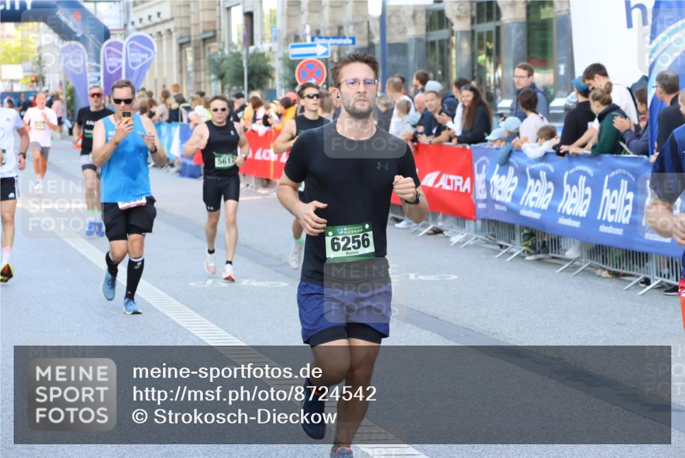 07.09.2025 - BARMER Alsterlauf Strokosch-Dieckow http://msf.ph/oto/8724542 07.09.2025 09:49:05 Ziel 2854, 2855, 3120, 3167, 3204, 3449, 3565, 3694, 4204, 4363, 4797, 5067, 5338, 5474, 5820, 5825, 5881, 5958, 6233, 6328, 8281, 8421, 8432 meine-sportfotos.de