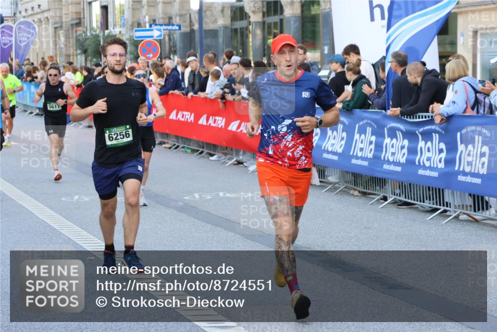 07.09.2025 - BARMER Alsterlauf Strokosch-Dieckow http://msf.ph/oto/8724551 07.09.2025 09:49:04 Ziel 2854, 2855, 3120, 3167, 3204, 3449, 3565, 3694, 4204, 4363, 4611, 4612, 4797, 5067, 5338, 5474, 5717, 5820, 5881, 5958, 6233, 6328, 8281, 8421, 8432 meine-sportfotos.de