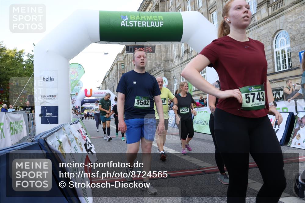 07.09.2025 - BARMER Alsterlauf Strokosch-Dieckow http://msf.ph/oto/8724565 07.09.2025 10:14:24 Ziel 2235, 2387, 2875, 2876, 2892, 3031, 3085, 3086, 3181, 3332, 3333, 3334, 3379, 4181, 4690, 5059, 5502, 5709, 6329, 6331 meine-sportfotos.de
