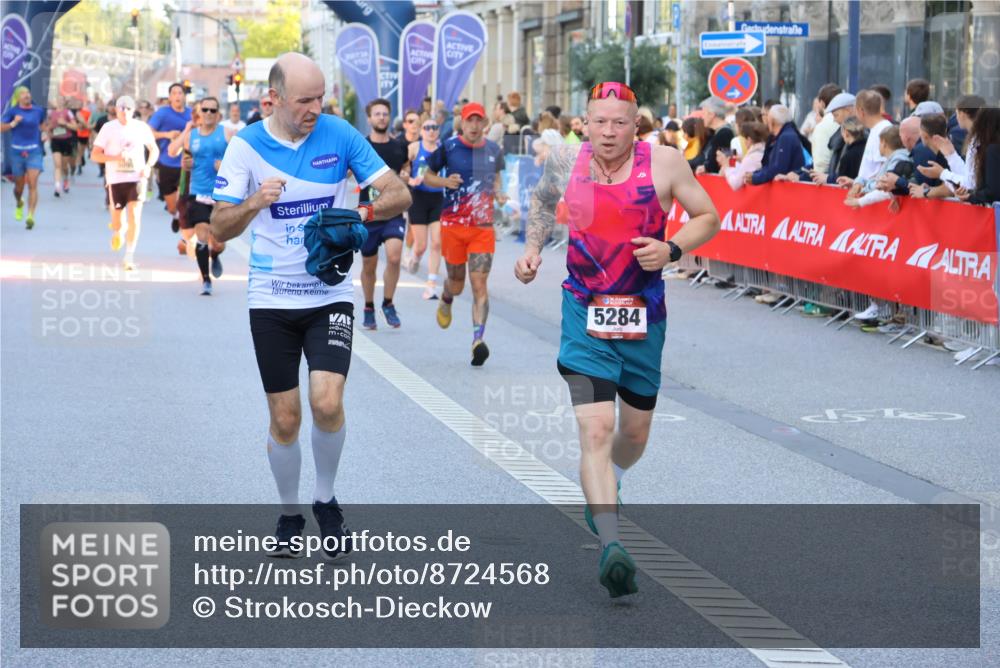 07.09.2025 - BARMER Alsterlauf Strokosch-Dieckow http://msf.ph/oto/8724568 07.09.2025 09:49:00 Ziel 2854, 2855, 2899, 2921, 3120, 3167, 3204, 3449, 3565, 3694, 4204, 4611, 4612, 4797, 5338, 5474, 5717, 5820, 5881, 5958, 6233, 6328, 8281, 8421 meine-sportfotos.de