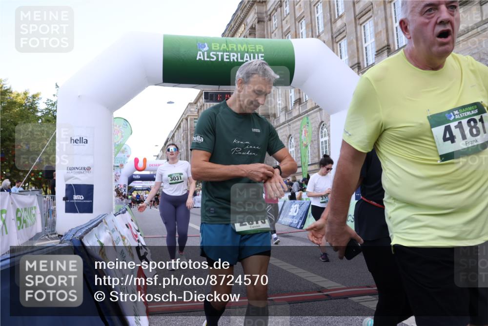 07.09.2025 - BARMER Alsterlauf Strokosch-Dieckow http://msf.ph/oto/8724570 07.09.2025 10:14:27 Ziel 2235, 2875, 2876, 3031, 3085, 3086, 3332, 3333, 3334, 3379, 4181, 5059, 5709, 5830, 6329, 6331 meine-sportfotos.de