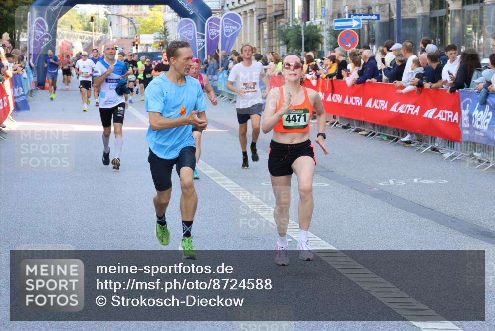 07.09.2025 - BARMER Alsterlauf Strokosch-Dieckow http://msf.ph/oto/8724588 07.09.2025 09:48:56 Ziel 2027, 2769, 2854, 2855, 2899, 2921, 3120, 3167, 3204, 3449, 3450, 3565, 3588, 3694, 4171, 4204, 4611, 4612, 4797, 5338, 5474, 5717, 5740, 5820, 5881, 5958, 6233, 6328, 8281, 8414 meine-sportfotos.de