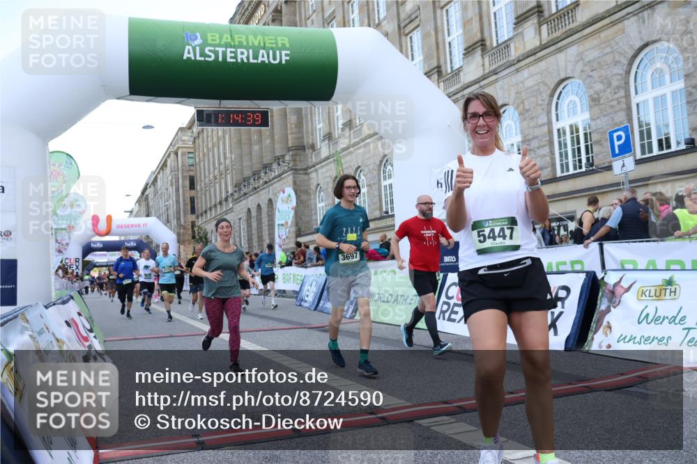07.09.2025 - BARMER Alsterlauf Strokosch-Dieckow http://msf.ph/oto/8724590 07.09.2025 10:14:37 Ziel 2073, 2264, 3503, 3504, 3697, 3734, 3735, 4489, 4553, 4699, 5277, 5278, 5447, 5468, 5830, 6282, 6284, 8226 meine-sportfotos.de