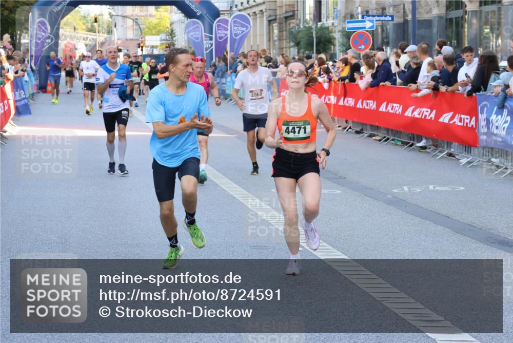 07.09.2025 - BARMER Alsterlauf Strokosch-Dieckow http://msf.ph/oto/8724591 07.09.2025 09:48:56 Ziel 2027, 2769, 2854, 2855, 2899, 2921, 3120, 3167, 3204, 3449, 3450, 3565, 3588, 3694, 4171, 4204, 4611, 4612, 4797, 5338, 5474, 5717, 5740, 5820, 5881, 5958, 6233, 6328, 8281, 8414 meine-sportfotos.de