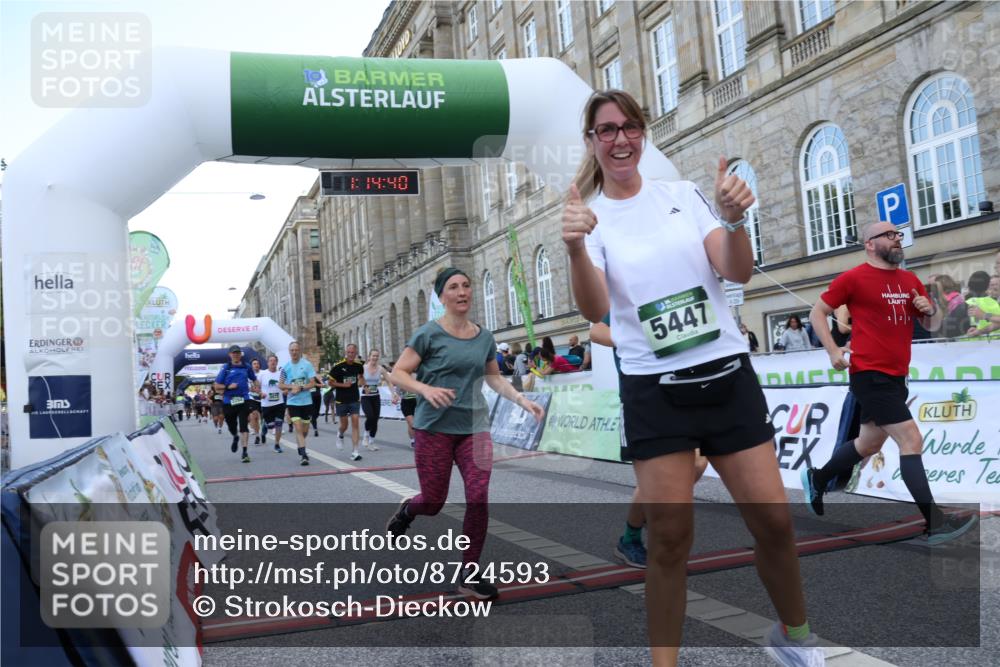 07.09.2025 - BARMER Alsterlauf Strokosch-Dieckow http://msf.ph/oto/8724593 07.09.2025 10:14:38 Ziel 2073, 2264, 3346, 3503, 3504, 3697, 3734, 3735, 4489, 4553, 4699, 5277, 5278, 5447, 5468, 6282, 6284, 8226 meine-sportfotos.de