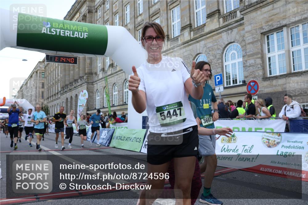 07.09.2025 - BARMER Alsterlauf Strokosch-Dieckow http://msf.ph/oto/8724596 07.09.2025 10:14:39 Ziel 2073, 2232, 2264, 2403, 3346, 3503, 3504, 3697, 3734, 3735, 4489, 4553, 4699, 5277, 5278, 5447, 5468, 6282, 6284, 8195, 8226 meine-sportfotos.de