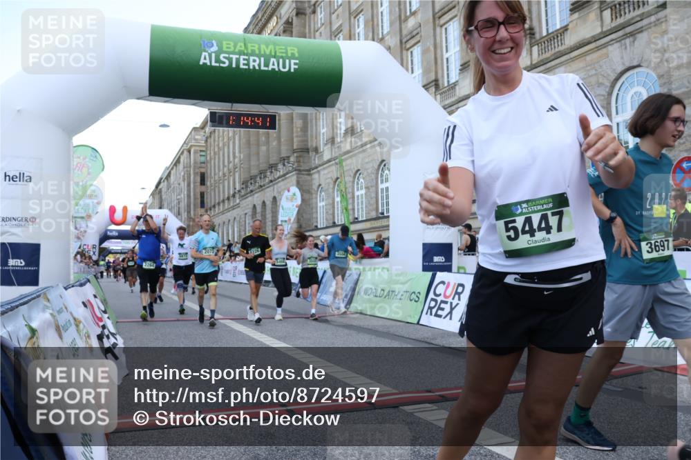 07.09.2025 - BARMER Alsterlauf Strokosch-Dieckow http://msf.ph/oto/8724597 07.09.2025 10:14:39 Ziel 2073, 2232, 2264, 2403, 3346, 3503, 3504, 3697, 3734, 3735, 4489, 4553, 4699, 5277, 5278, 5447, 5468, 6282, 6284, 8195, 8226 meine-sportfotos.de