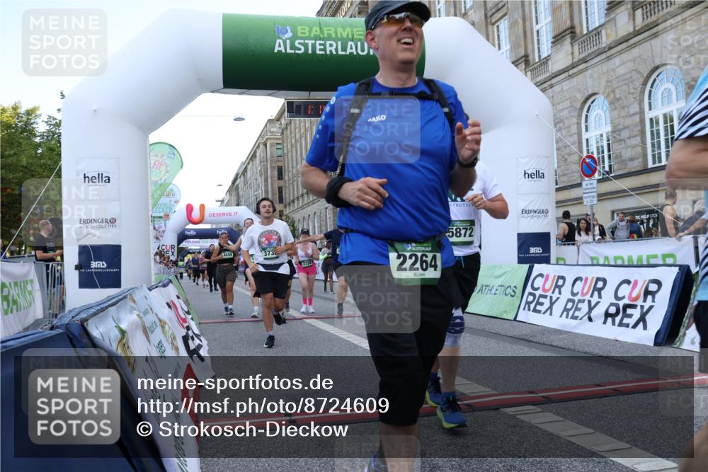 07.09.2025 - BARMER Alsterlauf Strokosch-Dieckow http://msf.ph/oto/8724609 07.09.2025 10:14:42 Ziel 2073, 2232, 2264, 2403, 2688, 3236, 3346, 3503, 3504, 3734, 3735, 4213, 4489, 4553, 4699, 5277, 5278, 5468, 6145, 6165, 6282, 6284, 8101, 8120, 8195, 8224, 8226 meine-sportfotos.de