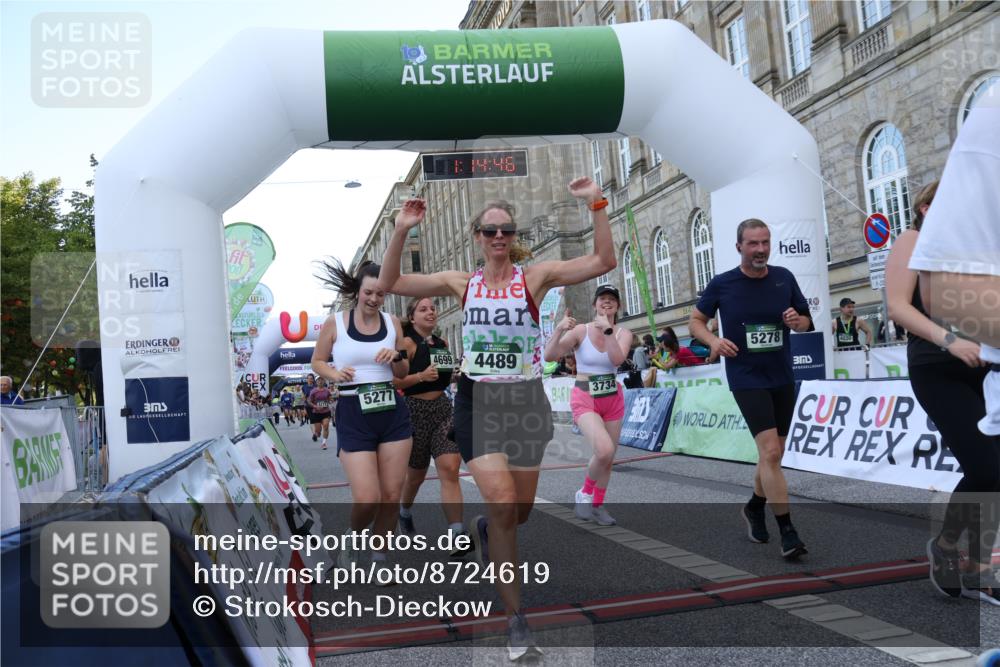 07.09.2025 - BARMER Alsterlauf Strokosch-Dieckow http://msf.ph/oto/8724619 07.09.2025 10:14:44 Ziel 2073, 2232, 2264, 2403, 2688, 3236, 3346, 3503, 3504, 3734, 3735, 4213, 4489, 4553, 4699, 5277, 5278, 5468, 5795, 6145, 6165, 8101, 8120, 8195, 8224, 8226 meine-sportfotos.de