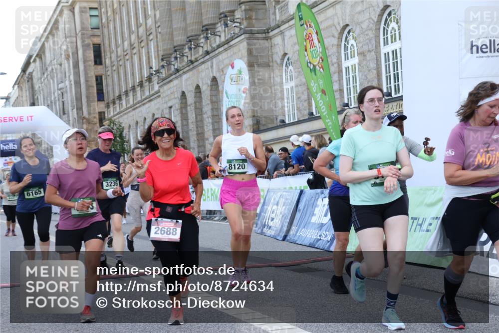 07.09.2025 - BARMER Alsterlauf Strokosch-Dieckow http://msf.ph/oto/8724634 07.09.2025 10:14:48 Ziel 2232, 2296, 2403, 2688, 2929, 2930, 3236, 3346, 3734, 3929, 4213, 4489, 4699, 5277, 5278, 5795, 6145, 6165, 6312, 6337, 8101, 8120, 8195, 8224, 8257 meine-sportfotos.de