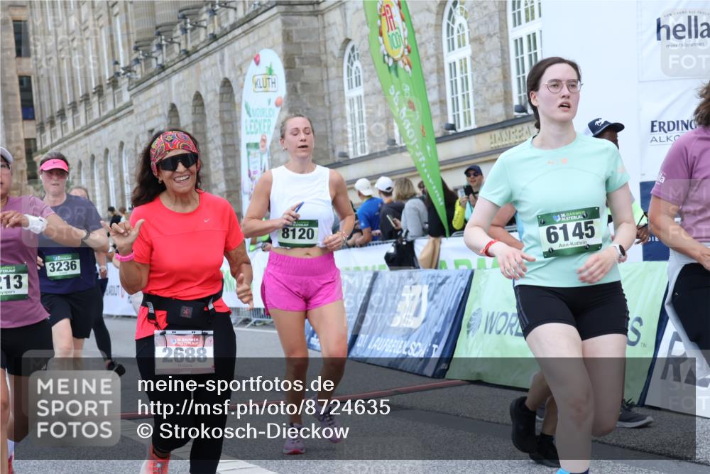 07.09.2025 - BARMER Alsterlauf Strokosch-Dieckow http://msf.ph/oto/8724635 07.09.2025 10:14:48 Ziel 2232, 2296, 2403, 2688, 2929, 2930, 3236, 3346, 3734, 3929, 4213, 4489, 4699, 5277, 5278, 5795, 6145, 6165, 6312, 6337, 8101, 8120, 8195, 8224, 8257 meine-sportfotos.de