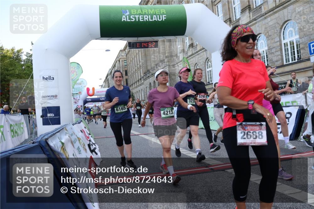 07.09.2025 - BARMER Alsterlauf Strokosch-Dieckow http://msf.ph/oto/8724643 07.09.2025 10:14:50 Ziel 2129, 2166, 2232, 2296, 2403, 2688, 2929, 2930, 3236, 3346, 3929, 4213, 5062, 5795, 6145, 6165, 6312, 6337, 8101, 8120, 8195, 8224, 8257 meine-sportfotos.de