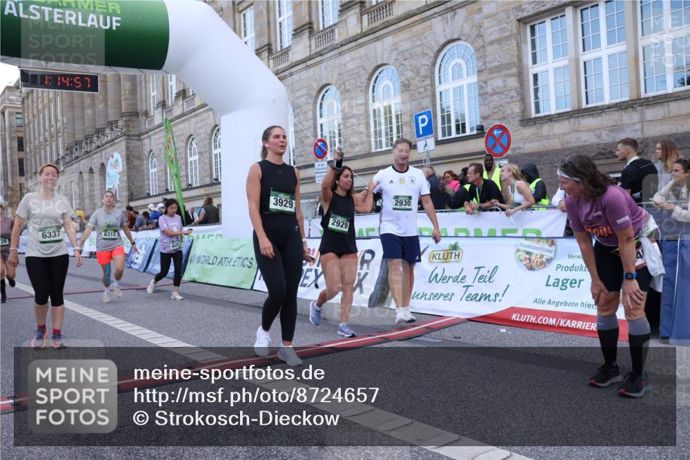 07.09.2025 - BARMER Alsterlauf Strokosch-Dieckow http://msf.ph/oto/8724657 07.09.2025 10:14:55 Ziel 2129, 2166, 2296, 2873, 2929, 2930, 3929, 4364, 5062, 5795, 6312, 6337, 8257 meine-sportfotos.de
