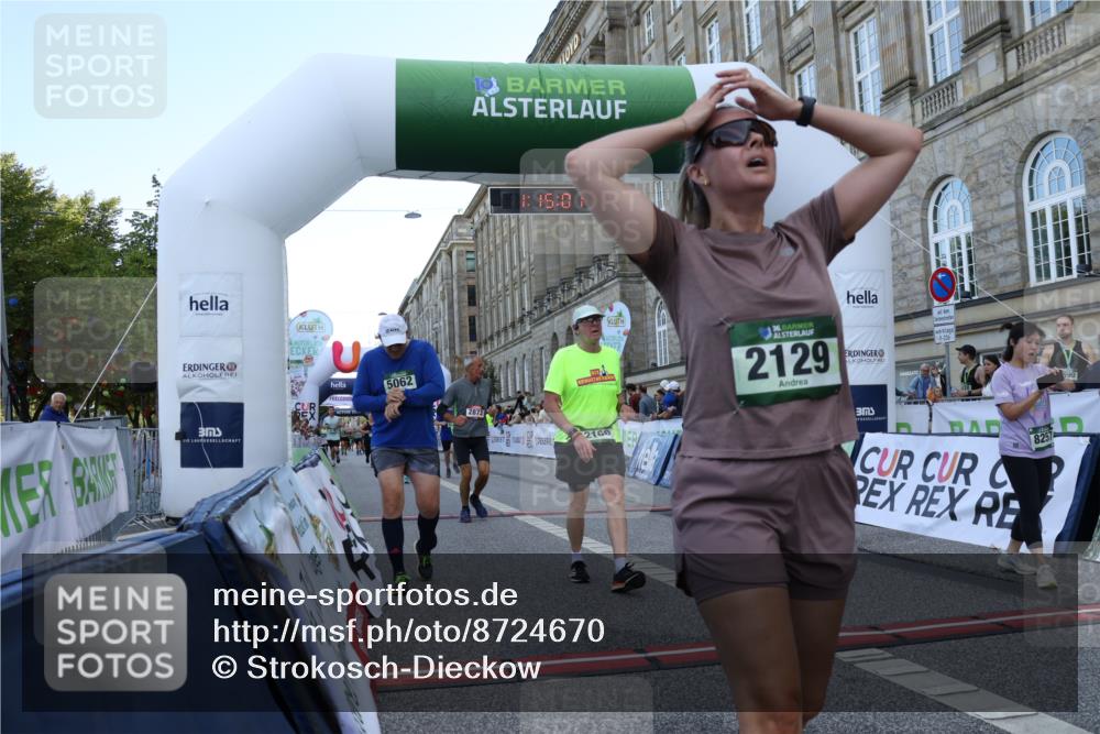 07.09.2025 - BARMER Alsterlauf Strokosch-Dieckow http://msf.ph/oto/8724670 07.09.2025 10:14:59 Ziel 2129, 2166, 2225, 2296, 2712, 2873, 4108, 4364, 5062, 6312, 8257 meine-sportfotos.de