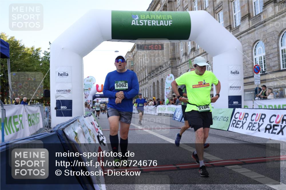 07.09.2025 - BARMER Alsterlauf Strokosch-Dieckow http://msf.ph/oto/8724676 07.09.2025 10:15:01 Ziel 2129, 2166, 2225, 2712, 2873, 3851, 4108, 4364, 5062 meine-sportfotos.de