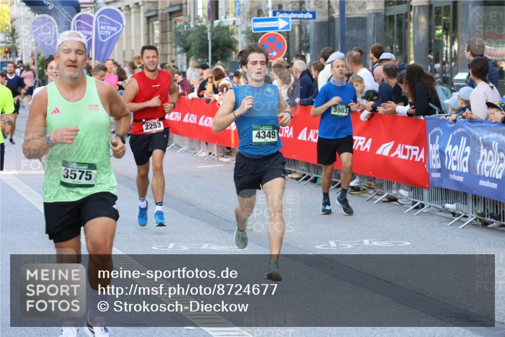 07.09.2025 - BARMER Alsterlauf Strokosch-Dieckow http://msf.ph/oto/8724677 07.09.2025 09:48:44 Ziel 2027, 2769, 2790, 2899, 2921, 2960, 3450, 3505, 3588, 4171, 4611, 4612, 4684, 5095, 5219, 5273, 5617, 5717, 5725, 5740, 6203, 6256, 8291, 8414 meine-sportfotos.de