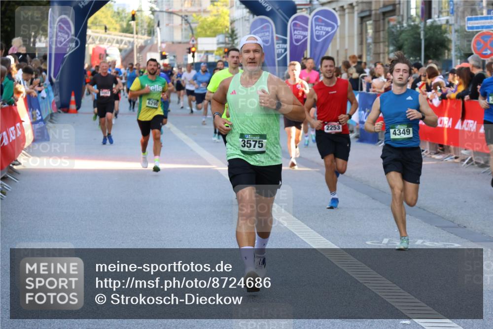 07.09.2025 - BARMER Alsterlauf Strokosch-Dieckow http://msf.ph/oto/8724686 07.09.2025 09:48:43 Ziel 2027, 2769, 2790, 2899, 2921, 2960, 3450, 3505, 3588, 4171, 4684, 5095, 5219, 5273, 5617, 5725, 5740, 6203, 6256, 8291, 8414 meine-sportfotos.de
