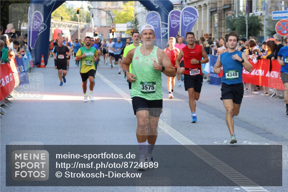 07.09.2025 - BARMER Alsterlauf Strokosch-Dieckow http://msf.ph/oto/8724689 07.09.2025 09:48:43 Ziel 2027, 2769, 2790, 2899, 2921, 2960, 3450, 3505, 3588, 4171, 4684, 5095, 5219, 5273, 5617, 5725, 5740, 6203, 6256, 8291, 8414 meine-sportfotos.de