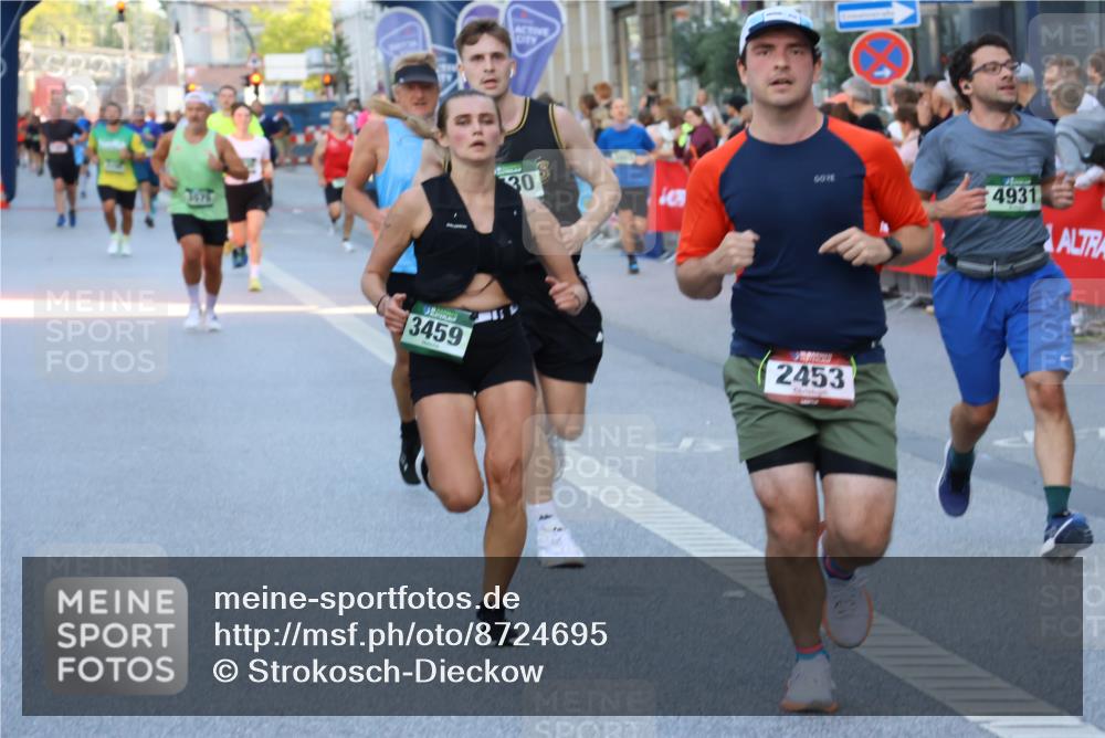 07.09.2025 - BARMER Alsterlauf Strokosch-Dieckow http://msf.ph/oto/8724695 07.09.2025 09:48:38 Ziel 2027, 2324, 2552, 2769, 2790, 2960, 3450, 3505, 3588, 4471, 4511, 4684, 5095, 5219, 5273, 5284, 5617, 5725, 5740, 5900, 6203, 6256, 8291, 8414 meine-sportfotos.de