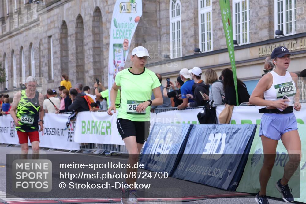 07.09.2025 - BARMER Alsterlauf Strokosch-Dieckow http://msf.ph/oto/8724700 07.09.2025 10:15:10 Ziel 2225, 2442, 2621, 2736, 3221, 3851, 4108, 4422, 4630, 4670, 4671, 4898, 6344, 8258 meine-sportfotos.de