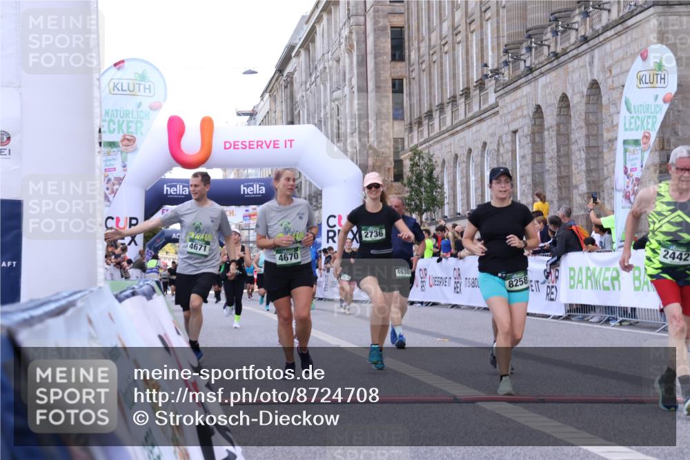 07.09.2025 - BARMER Alsterlauf Strokosch-Dieckow http://msf.ph/oto/8724708 07.09.2025 10:15:12 Ziel 2442, 2621, 2736, 3221, 3851, 4422, 4630, 4670, 4671, 4725, 4734, 4742, 4898, 5036, 6344, 8258 meine-sportfotos.de