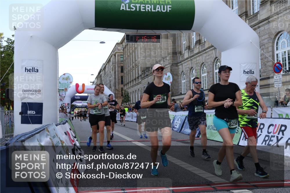 07.09.2025 - BARMER Alsterlauf Strokosch-Dieckow http://msf.ph/oto/8724717 07.09.2025 10:15:15 Ziel 2442, 2621, 2736, 2825, 3221, 4422, 4630, 4670, 4671, 4725, 4734, 4742, 4883, 4898, 5036, 6344, 8258, 8296 meine-sportfotos.de