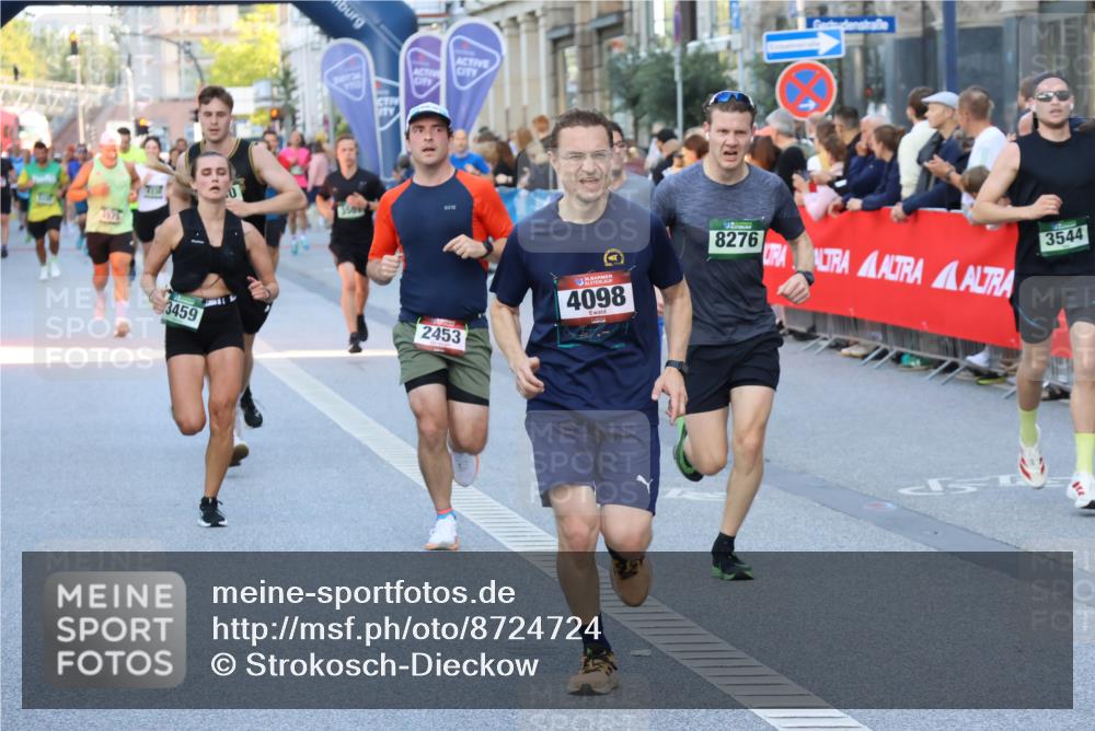07.09.2025 - BARMER Alsterlauf Strokosch-Dieckow http://msf.ph/oto/8724724 07.09.2025 09:48:36 Ziel 2324, 2552, 2790, 2960, 3450, 3505, 3587, 4471, 4511, 4684, 5082, 5095, 5219, 5273, 5284, 5617, 5725, 5900, 6203, 6256, 8102, 8291, 8414, 8422 meine-sportfotos.de