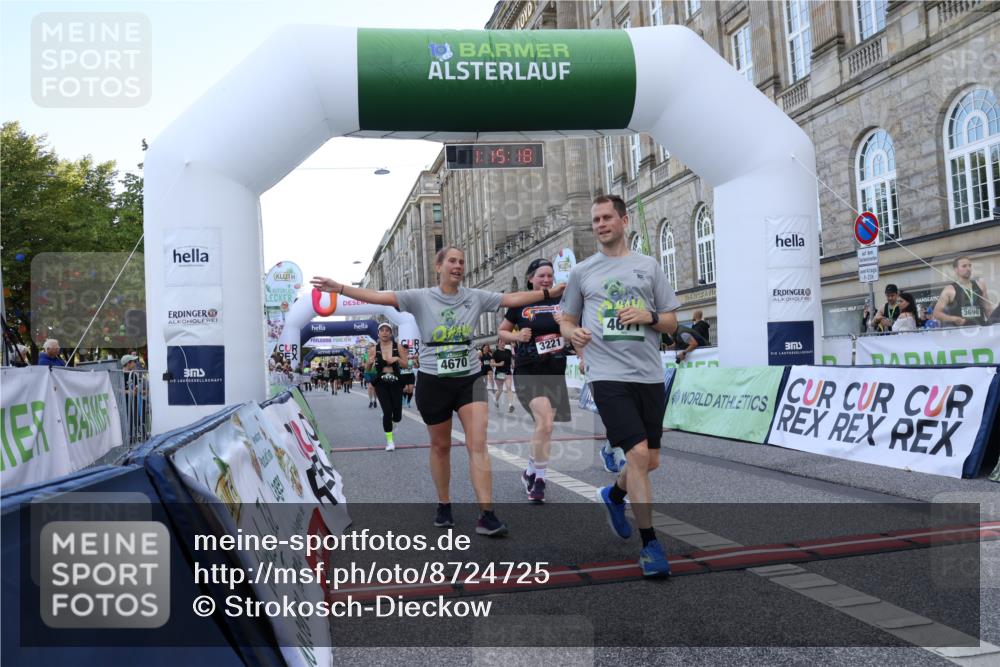 07.09.2025 - BARMER Alsterlauf Strokosch-Dieckow http://msf.ph/oto/8724725 07.09.2025 10:15:17 Ziel 2442, 2736, 2825, 3221, 4630, 4670, 4671, 4725, 4734, 4742, 4883, 4898, 5036, 6344, 8258, 8296 meine-sportfotos.de