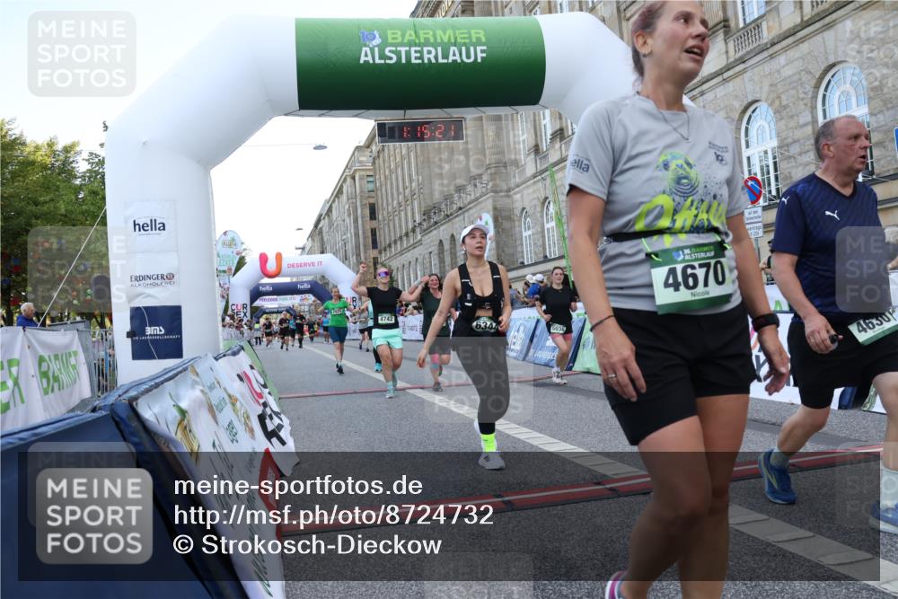 07.09.2025 - BARMER Alsterlauf Strokosch-Dieckow http://msf.ph/oto/8724732 07.09.2025 10:15:19 Ziel 2736, 2825, 3221, 3455, 3466, 4630, 4671, 4725, 4734, 4742, 4883, 4898, 5036, 6344, 8296 meine-sportfotos.de