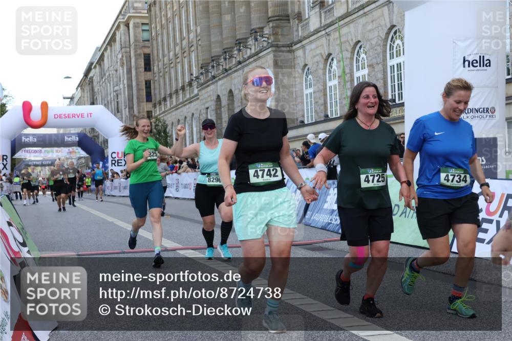 07.09.2025 - BARMER Alsterlauf Strokosch-Dieckow http://msf.ph/oto/8724738 07.09.2025 10:15:21 Ziel 2825, 3221, 3455, 3466, 4630, 4725, 4734, 4742, 4883, 5036, 6344, 8296 meine-sportfotos.de