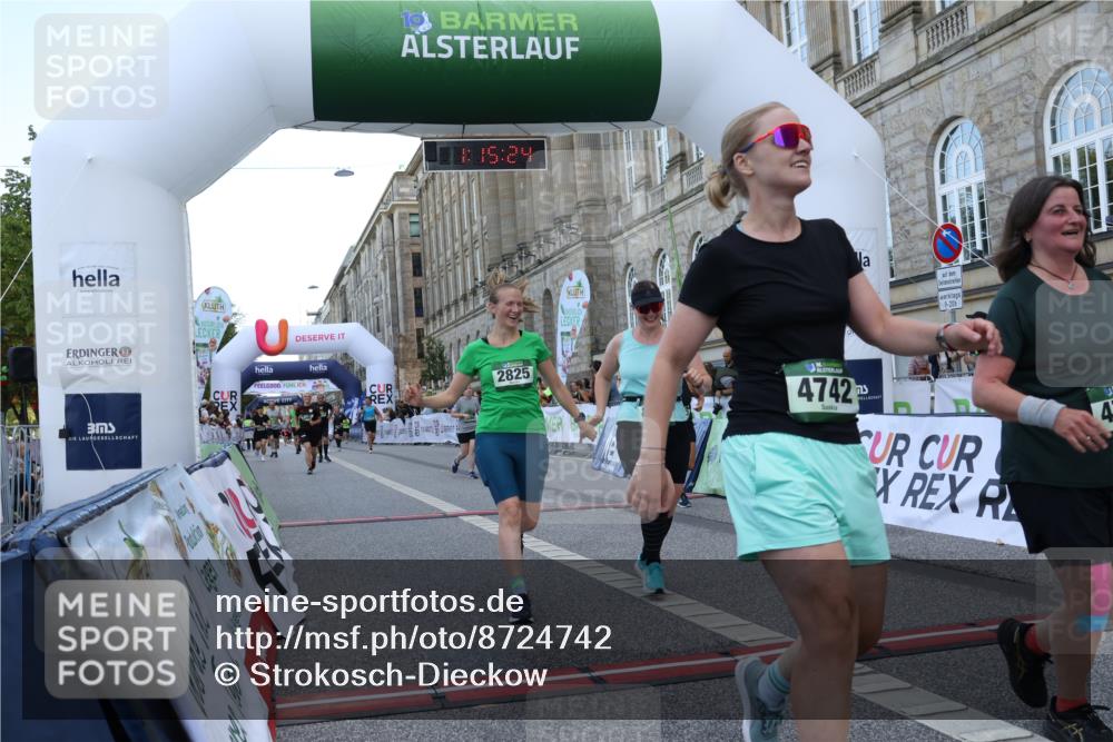 07.09.2025 - BARMER Alsterlauf Strokosch-Dieckow http://msf.ph/oto/8724742 07.09.2025 10:15:22 Ziel 2825, 3455, 3466, 4725, 4734, 4742, 4845, 4883, 5036, 5280, 6344, 6345, 8296 meine-sportfotos.de