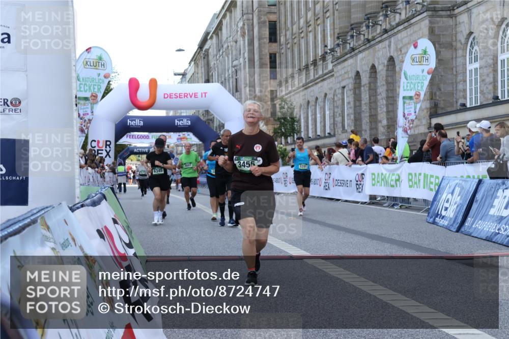 07.09.2025 - BARMER Alsterlauf Strokosch-Dieckow http://msf.ph/oto/8724747 07.09.2025 10:15:26 Ziel 2825, 3455, 3466, 3771, 3904, 4607, 4608, 4845, 4883, 5280, 5281, 6345, 8296 meine-sportfotos.de