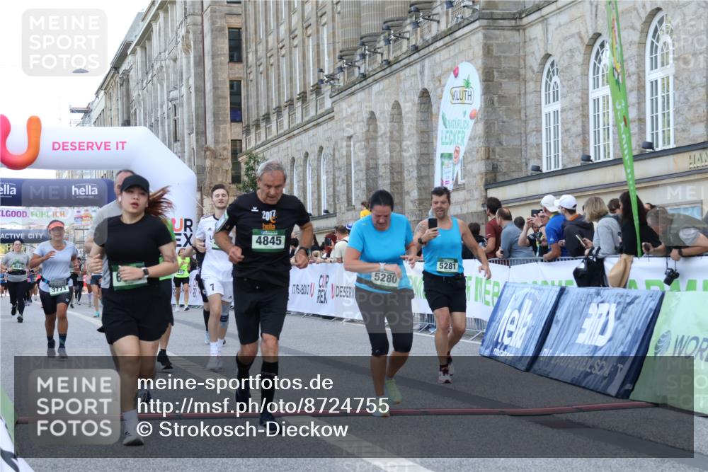 07.09.2025 - BARMER Alsterlauf Strokosch-Dieckow http://msf.ph/oto/8724755 07.09.2025 10:15:29 Ziel 3455, 3466, 3736, 3771, 3904, 4520, 4607, 4608, 4845, 5280, 5281, 6345 meine-sportfotos.de