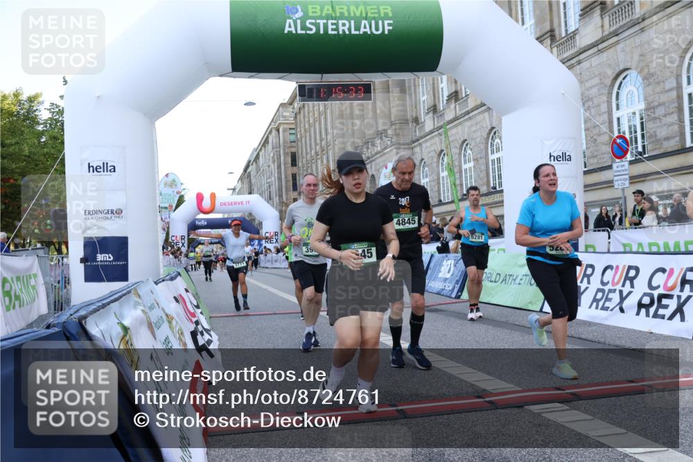 07.09.2025 - BARMER Alsterlauf Strokosch-Dieckow http://msf.ph/oto/8724761 07.09.2025 10:15:31 Ziel 3455, 3736, 3771, 3904, 4520, 4607, 4608, 4845, 5280, 5281, 6345, 8413 meine-sportfotos.de