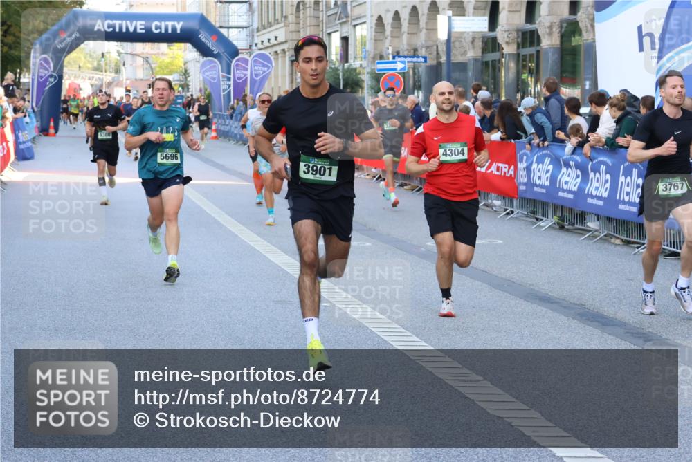 07.09.2025 - BARMER Alsterlauf Strokosch-Dieckow http://msf.ph/oto/8724774 07.09.2025 09:48:25 Ziel 2253, 2324, 2383, 2552, 2941, 3501, 3575, 3587, 3983, 4330, 4349, 4471, 4511, 5082, 5284, 5900, 6295, 8102, 8422 meine-sportfotos.de