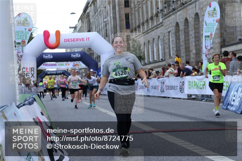 07.09.2025 - BARMER Alsterlauf Strokosch-Dieckow http://msf.ph/oto/8724775 07.09.2025 10:15:37 Ziel 2158, 3722, 3736, 3771, 4020, 4021, 4520, 5270, 5271, 8413 meine-sportfotos.de